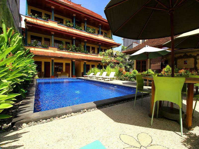 Dua Dara Inn Kuta Legian  Exterior photo